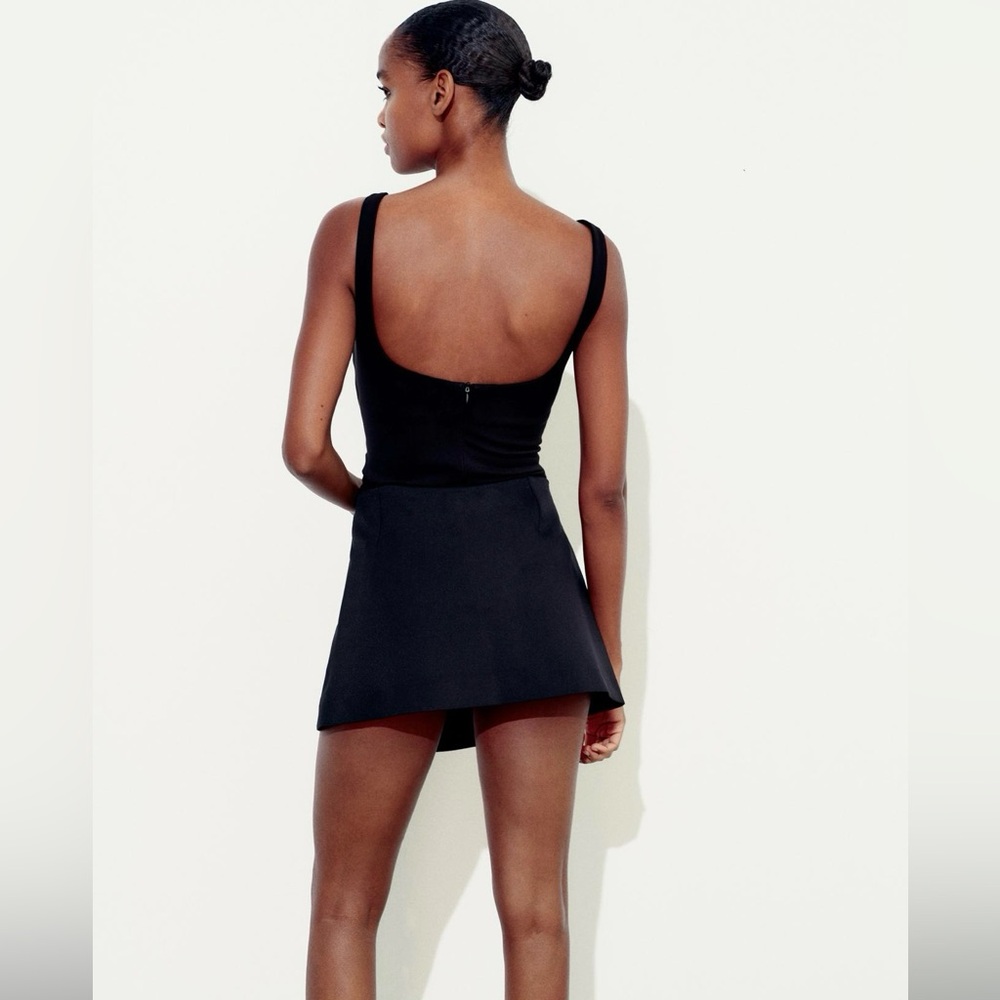 Assymetrical skort